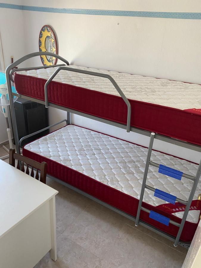 3 Bdrm Apart Near The Sea! Great For Kids! Аренис де Мар Екстериор снимка